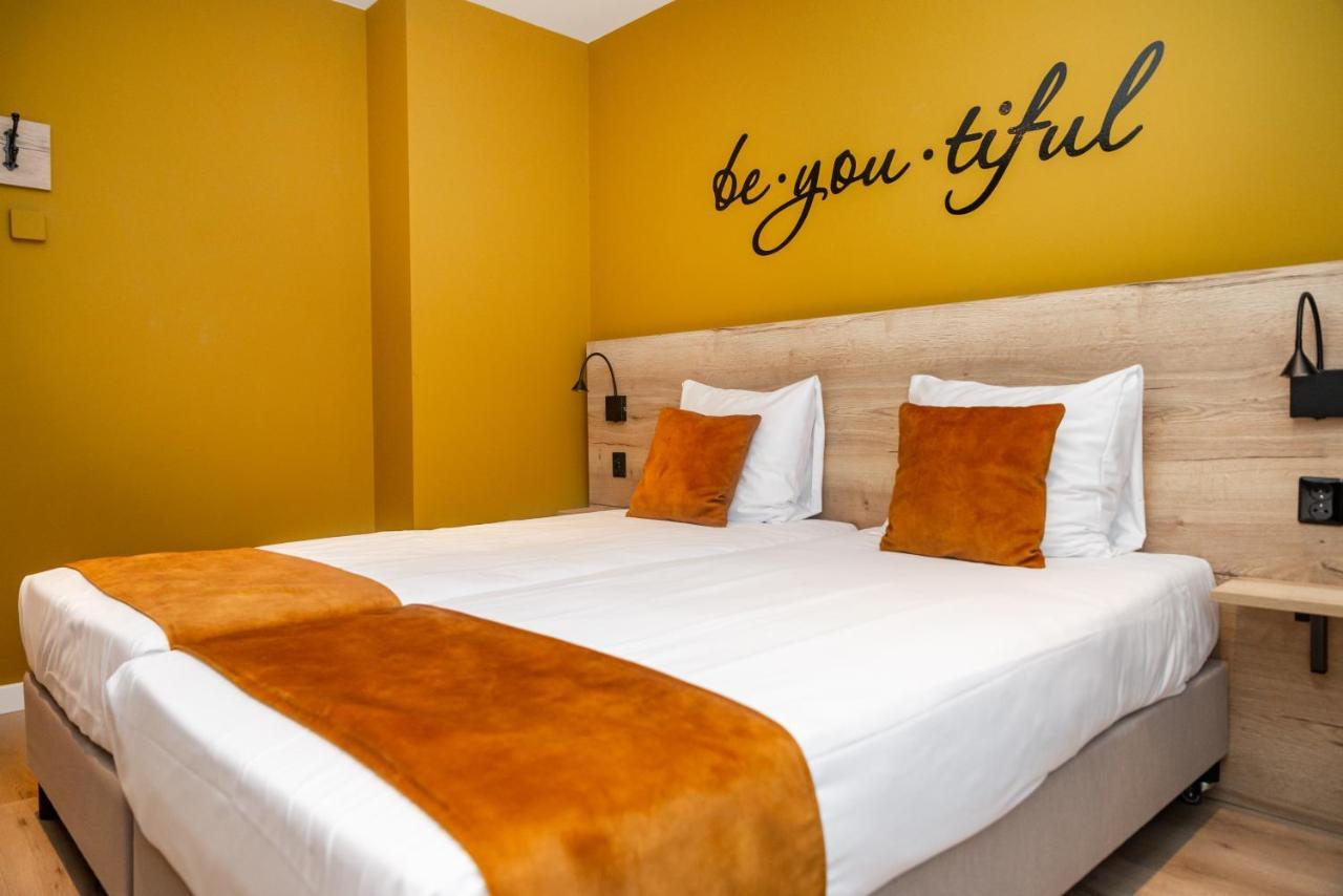 Hotel Onder De Linden โรเดิน ภายนอก รูปภาพ